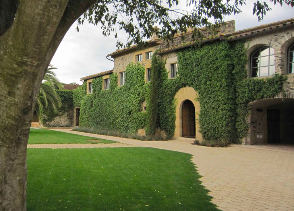 Interiorismo en Masía en el Empordà